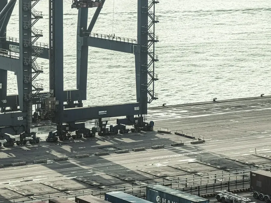 Port cranes for logistics and transport
