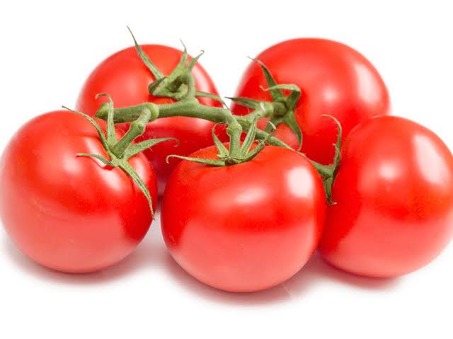 Tomatoes for Tomato Paste Babia
